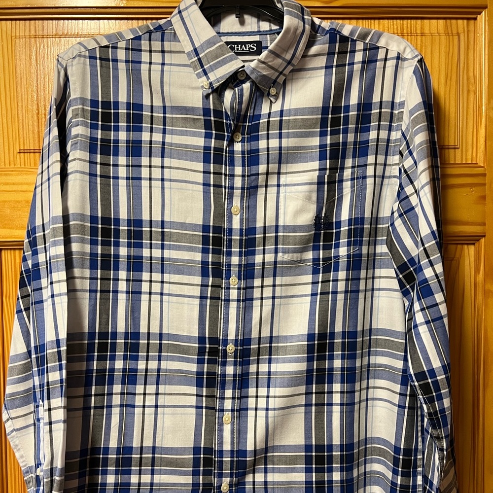 CHAPS Button Down Shirt, L